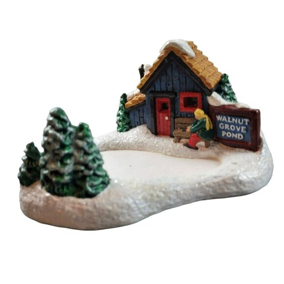 Vintage Christmas Village Walnut Grove Pond Ceramic Bonus Skaters  JH1807200 - Picture 2 of 6